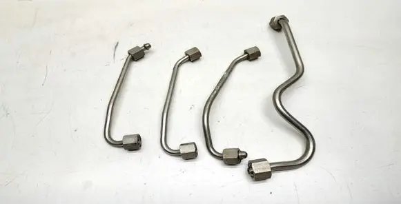 BMW 3 E92 E93 Fuel injector supply line/pipe 