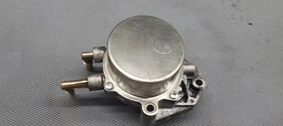 Land Rover Discovery 4 - LR4 Vacuum pump 9H2Q-2A451-BE