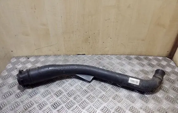 Nissan NV400 Fuel tank filler neck pipe 8200733103