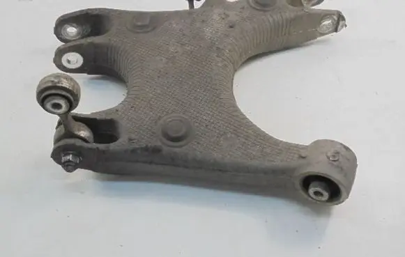 Rear upper control arm/wishbone