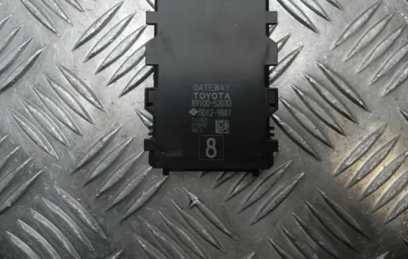 Toyota Yaris Gateway control module 8910052030 G3996