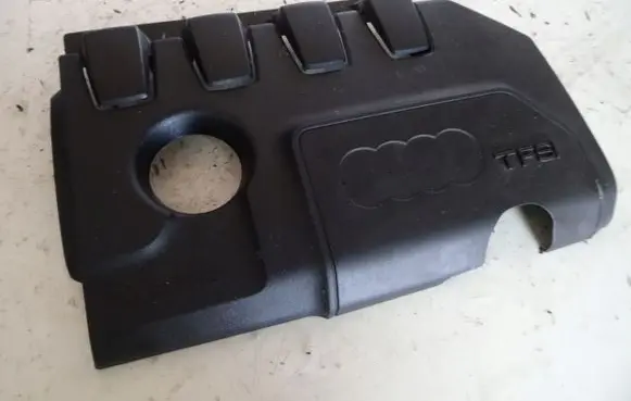 Audi A3 S3 A3 Sportback 8P Engine cover (trim) 06J103925D