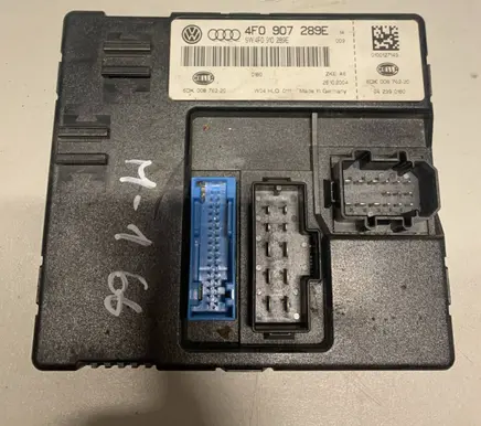 Audi A6 S6 C6 4F Comfort/convenience module 4F0907289E 5DK00876220 4F0910289E