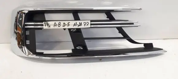 Audi A8 S8 D5 Front fog light trim/grill 4N0807680