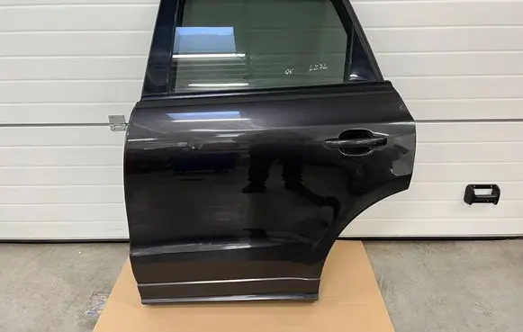 Audi Q5 SQ5 Rear door LZ7L