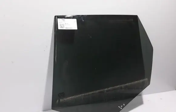 Volvo XC60 Rear door window glass 32244876