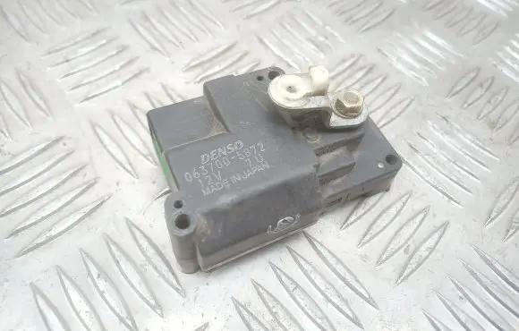 Honda Civic Air flap motor/actuator 0637005872
