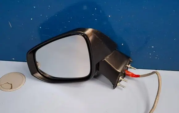 Toyota RAV 4 (XA50) Front door electric wing mirror E4045428