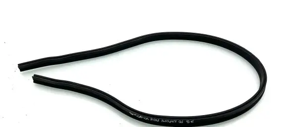 Volkswagen PASSAT B8 Engine compartment rubber 3G0823723