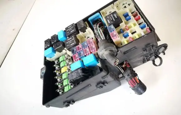 Mazda CX-7 Fuse box set eg2166767 eg21-66767