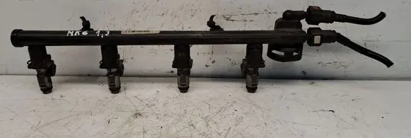 Ford Fiesta Fuel injector supply line/pipe 