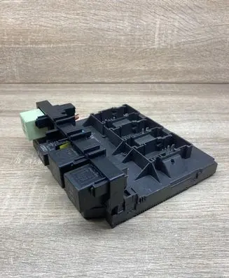 Volkswagen PASSAT B7 Central body control module 3AA937087 5WK50230