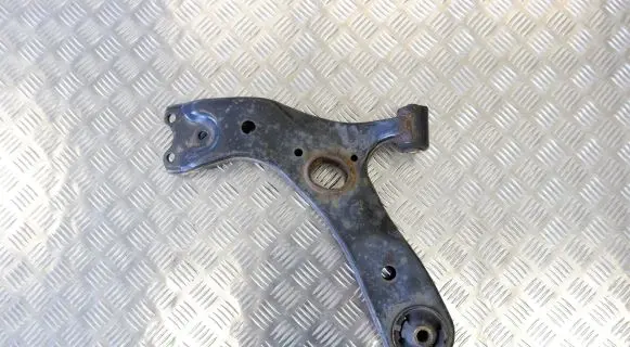 Toyota Auris E180 Front lower control arm/wishbone 4806902130