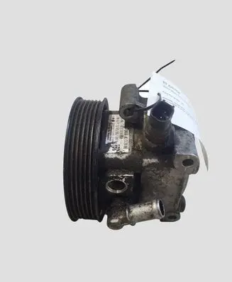 Ford Focus Power steering pump 7613955160