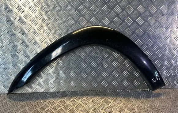 Front arch trim