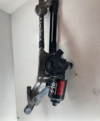 Hyundai i40 Front wiper linkage and motor 981003Z900