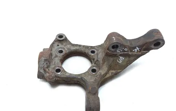 Volvo XC90 Front wheel hub 08630771