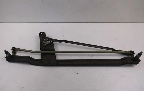 Volkswagen PASSAT B3 Front wiper linkage 357955325A