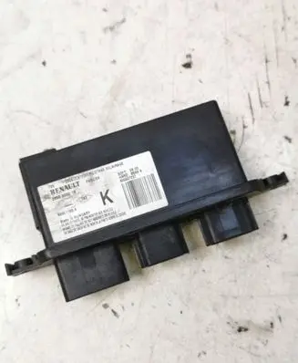 Renault Laguna III Light module LCM 285800001R 89901165A