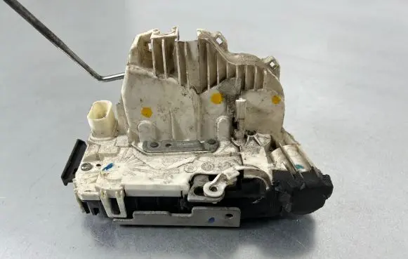 Jeep Grand Cherokee Rear door lock P04589700AG