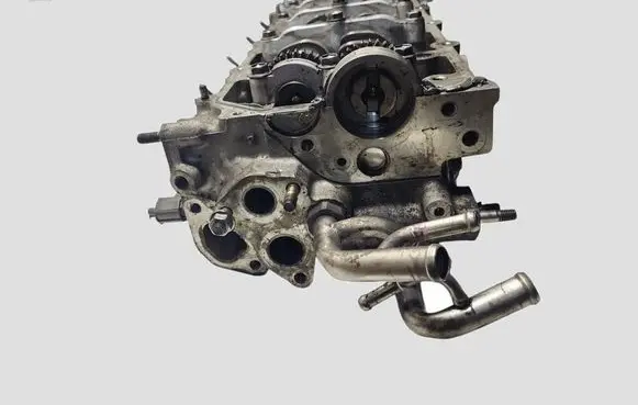 Toyota Previa (XR30, XR40) II Engine head