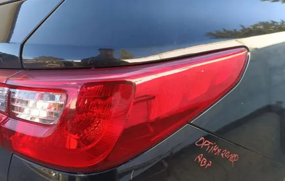 KIA Optima Rear/tail lights