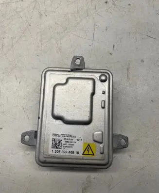 Alfa Romeo Stelvio Headlight ballast module Xenon 130732946915 100S0000