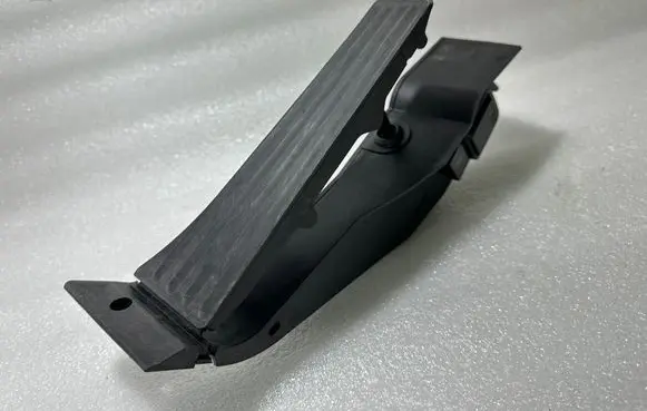 BMW 5 E60 E61 Accelerator throttle pedal 6766930 259160 121004
