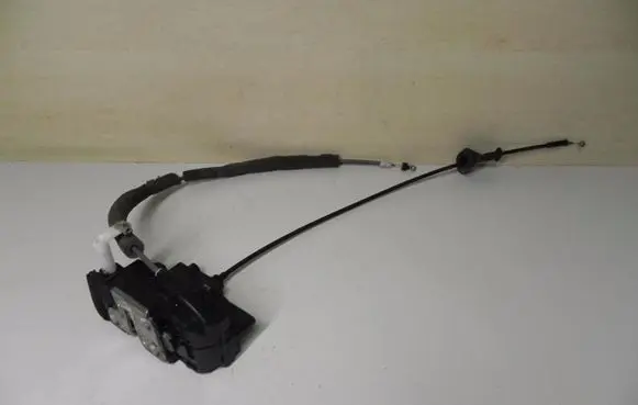 Nissan X-Trail T31 Loading door lock P32EFRS I4353