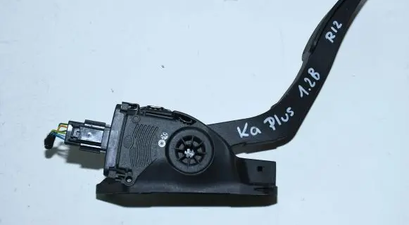 Ford Ka Accelerator throttle pedal E3B1-9F836-A3A