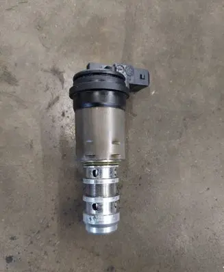 BMW 3 E46 Camshaft vanos timing valve 1707323