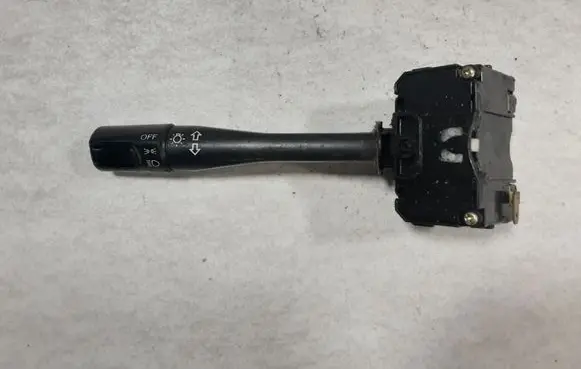 Honda CR-V Indicator stalk M16389