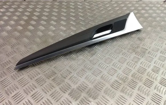 BMW X3 G01 Front door interior handle 7410271