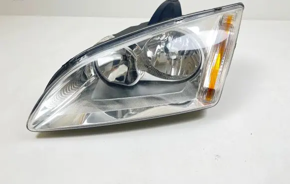 Ford Focus Headlight/headlamp 4M5113W030AF 10178