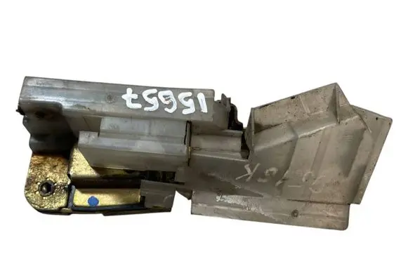 Volkswagen Transporter - Caravelle T4 Front door lock 701837015D