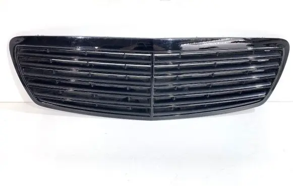 Mercedes-Benz E W211 Front grill A2118800583