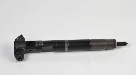 Mercedes-Benz A W176 Fuel injector A6510702387 28272472 1628700427