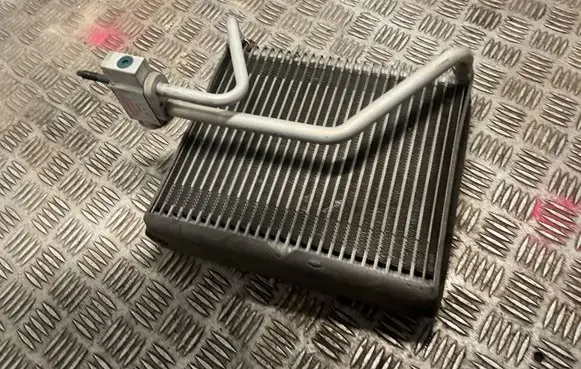 Air conditioning (A/C) radiator (interior)