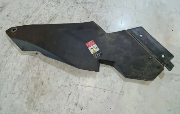 Mercedes-Benz B W245 Radiator trim A1698210436