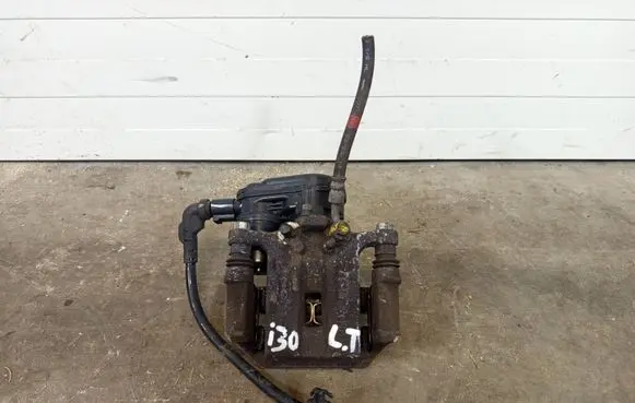 Hyundai i30 fastback Rear brake caliper LTZACI30