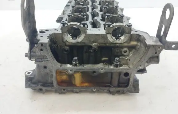 Engine head
