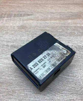 Mercedes-Benz C W203 Alarm control unit/module A2038202726