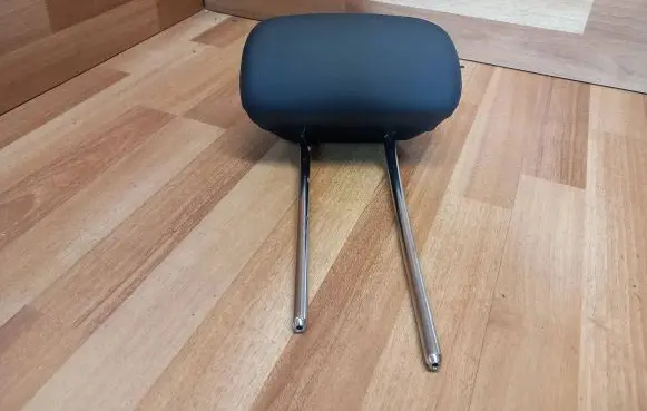Mercedes-Benz C W204 Rear seat headrest 
