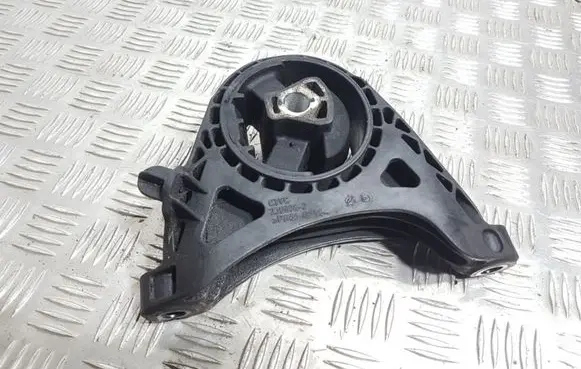 Opel Insignia A Engine mount bracket 21083977 2300062