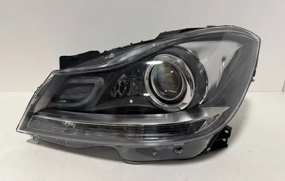 Mercedes-Benz C W204 Headlight/headlamp A2048208339 A2048204329 A2048204339