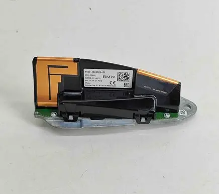 BMW 2 F44 Aerial GPS antenna 6826326