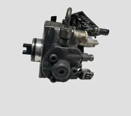 Toyota Avensis T250 Fuel injection high pressure pump 221000R010