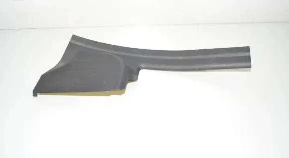 BMW 2 F46 Rear sill trim cover 7362331 51477362331