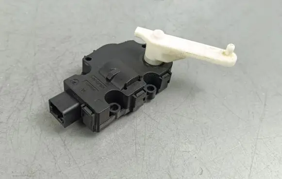 Jaguar F-Pace Air flap motor/actuator MF1139301380