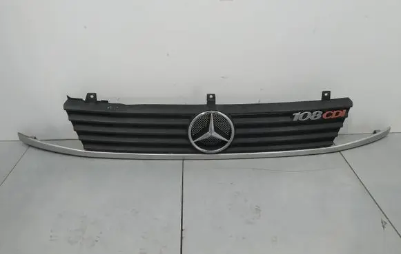 Mercedes-Benz Vito Viano W638 Front grill 